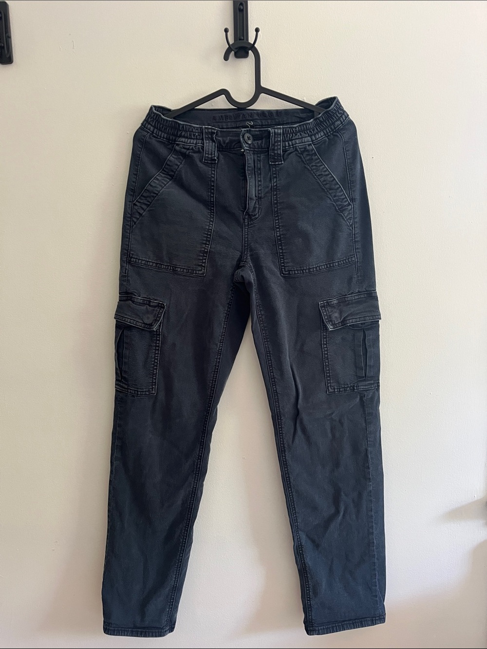 American Eagle Black Cargo Pants